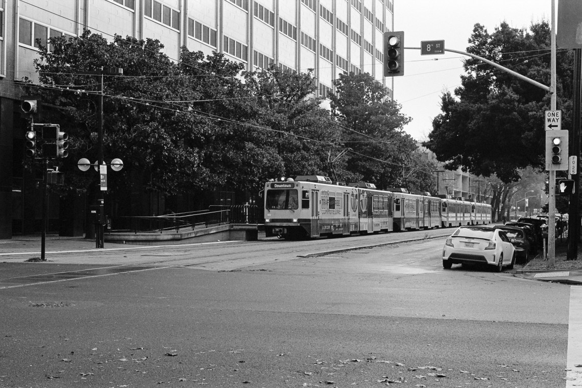 Kodak Tri-X, Kodak HC-11 4.5 minutes, Pakon F135 scan