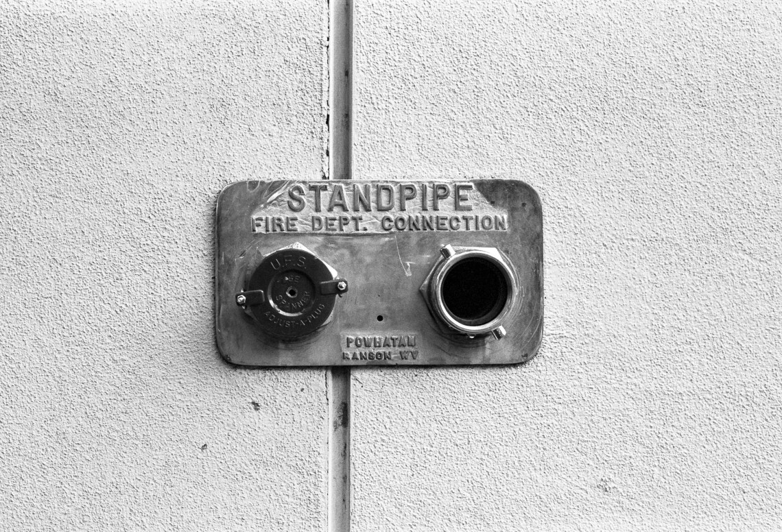 Kodak Tri-X, Kodak HC-11 4.5 minutes, Pakon F135 scan